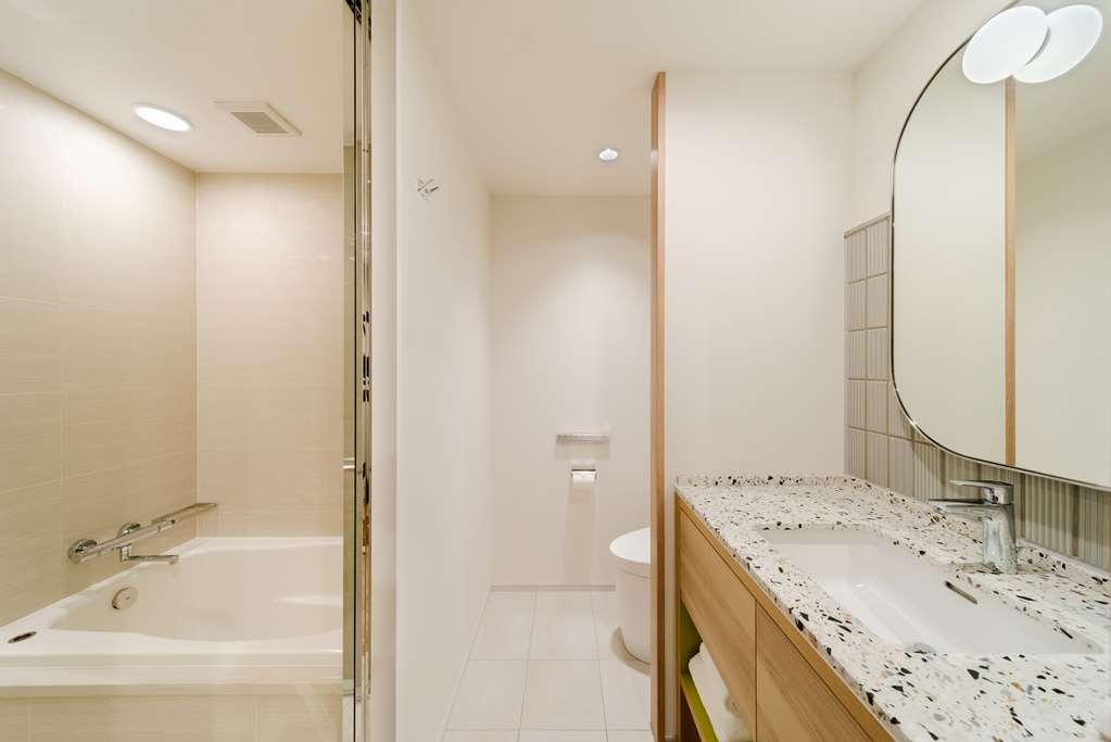 Hilton Garden Inn Kyoto Shijo Karasuma Exteriör bild